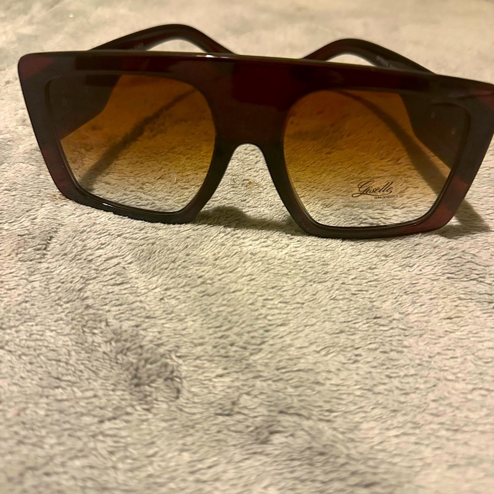 Brown square shaped sunglasses
